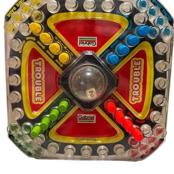 Vintage 1977 Gabriel Trouble Board Game Pop-O-Matic Complete NOT Original Box - Picture 1 of 7